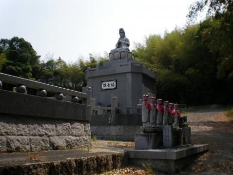 妙忍寺墓地