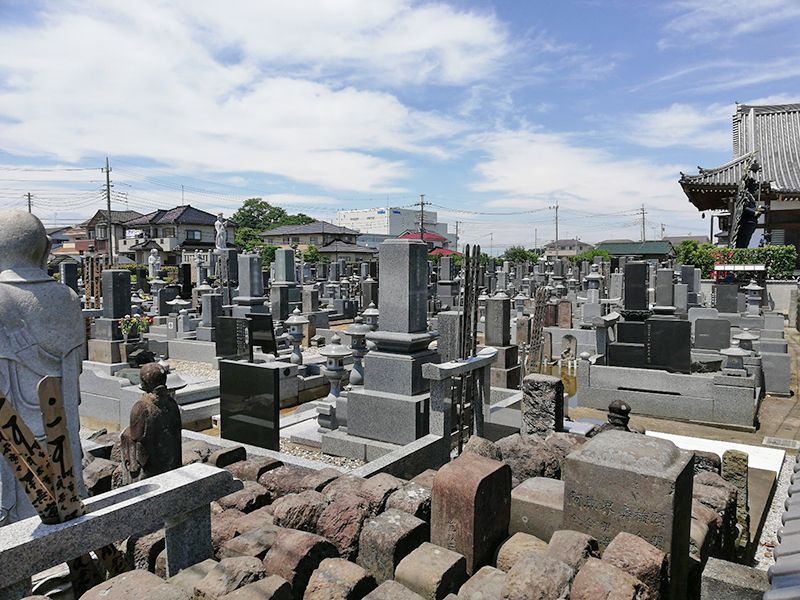 定泰寺霊園
