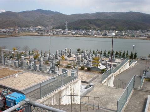 津高レイクサイド墓苑