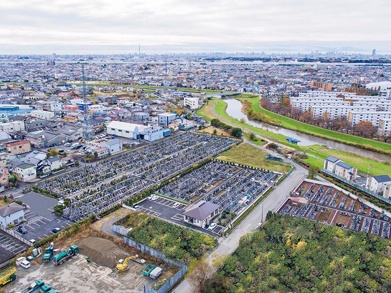 こだまの庭 越谷霊廟
