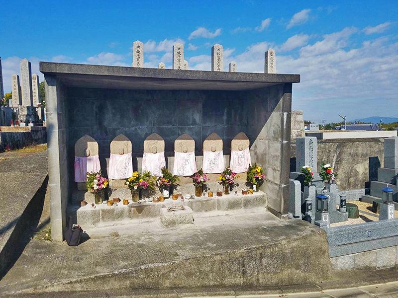 佐備共同墓地