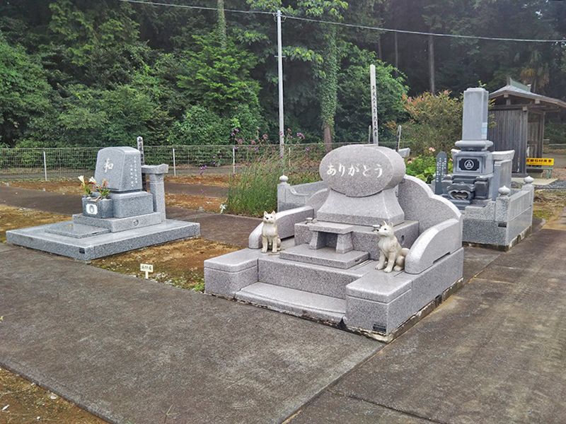 諏訪霊園