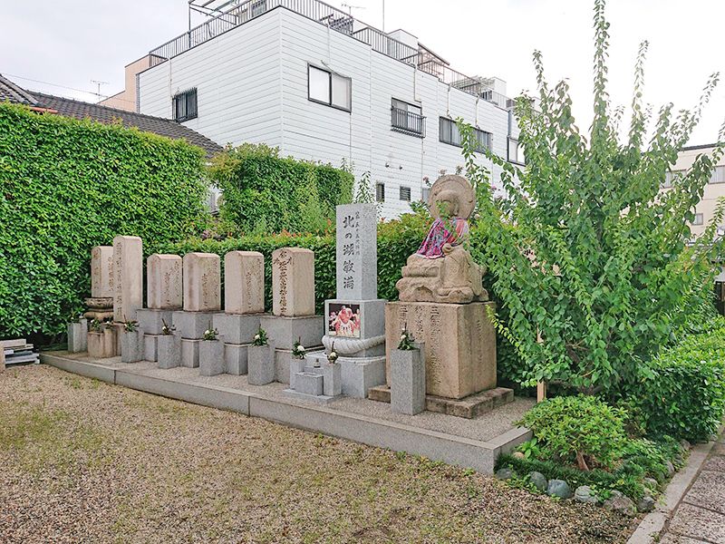 成恩寺 久遠廟