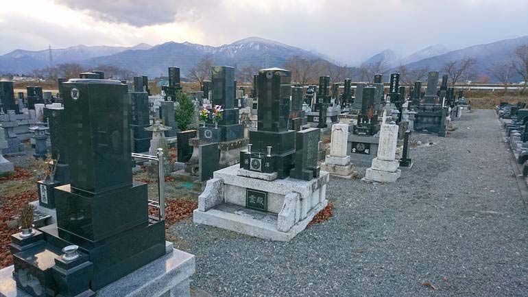 安曇野市営 西浦霊園