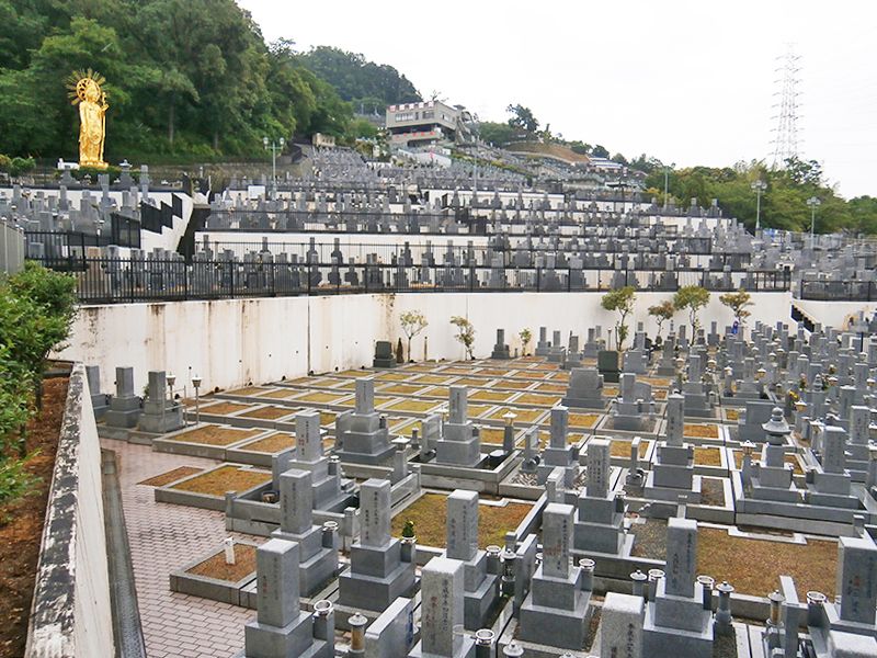 信貴山 大窪寺霊苑