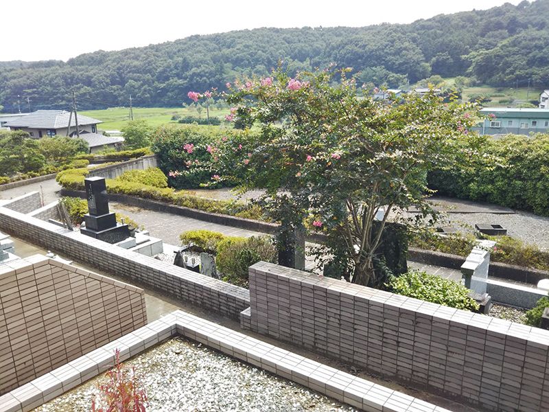 鳩山春秋の里霊園