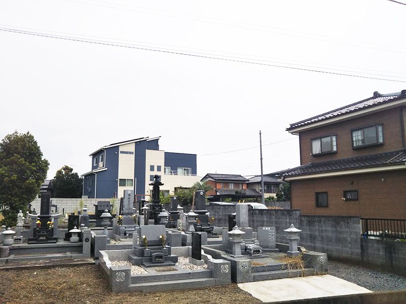 北峰墓地