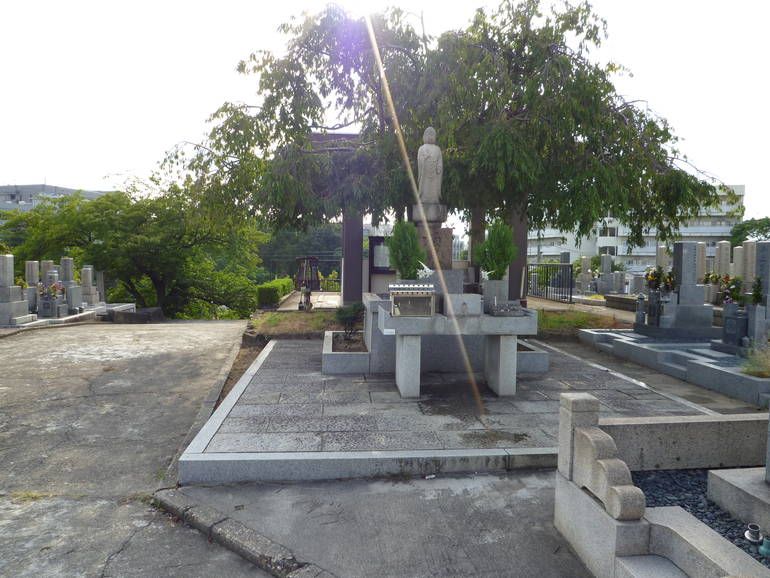 桜井谷共同墓地（柴原霊園）