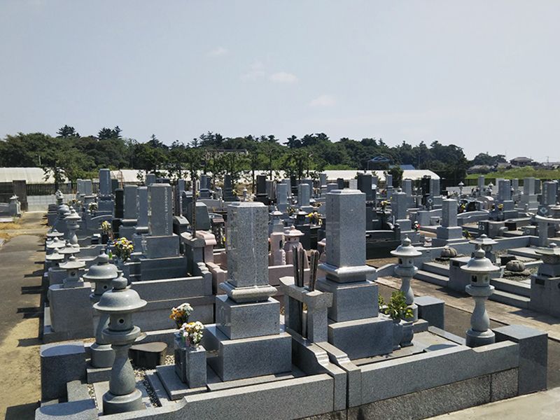 鳴子墓地