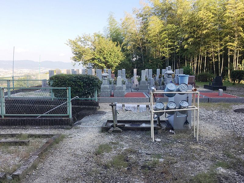 矢田えびす墓苑