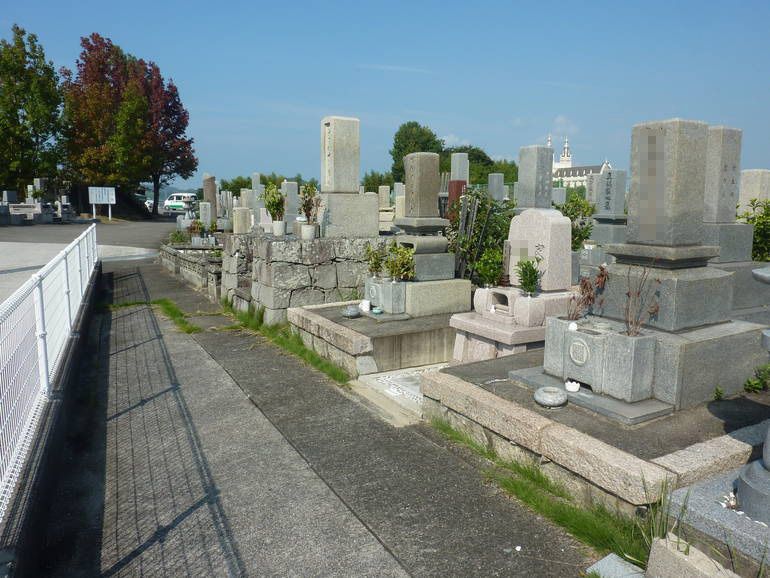 松山市営 大明神墓地