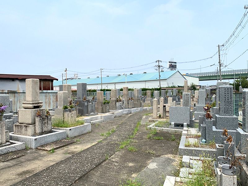 川俣墓地