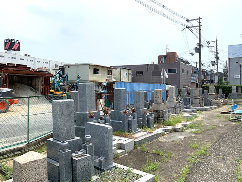 川俣墓地