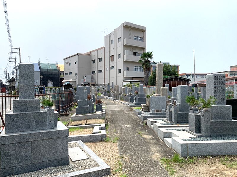 川俣墓地