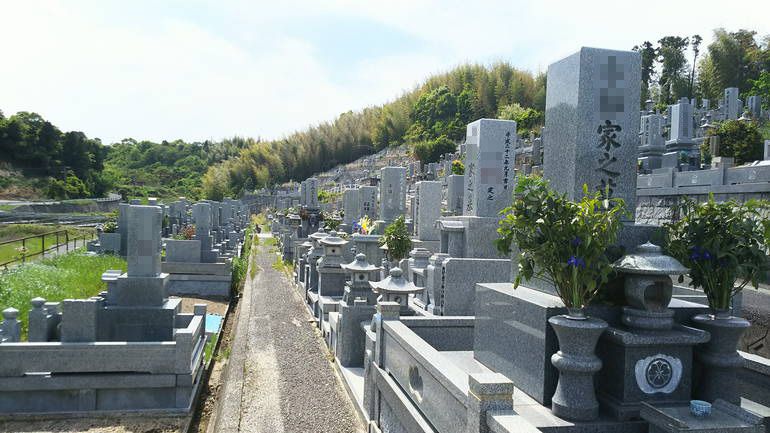 今治市営 樋口墓地