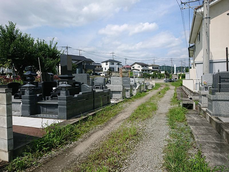 安中下之堀共同墓地