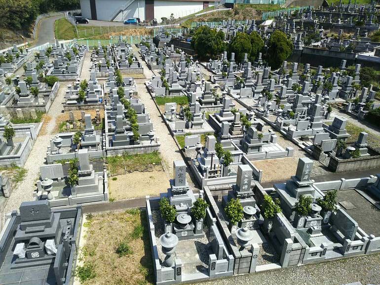 四国中央市営 桃山新墓園
