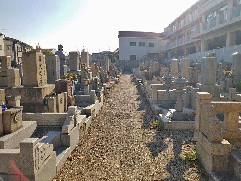 小路・寺内共同墓地