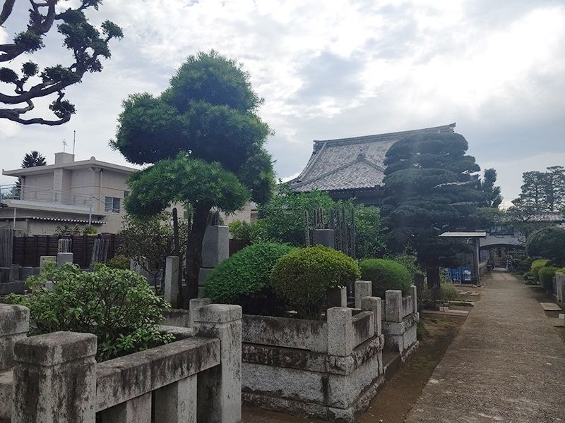 烏山樹木自然墓地