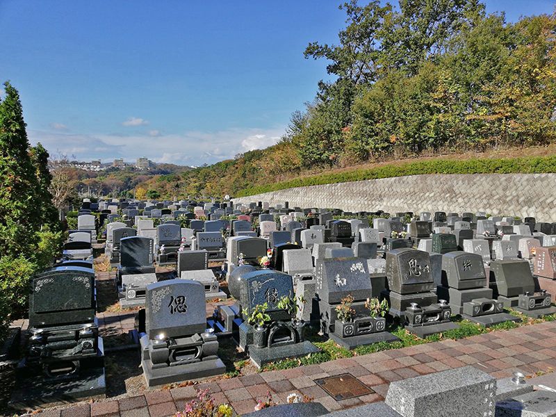 冨鶴浄苑本弘寺墓地