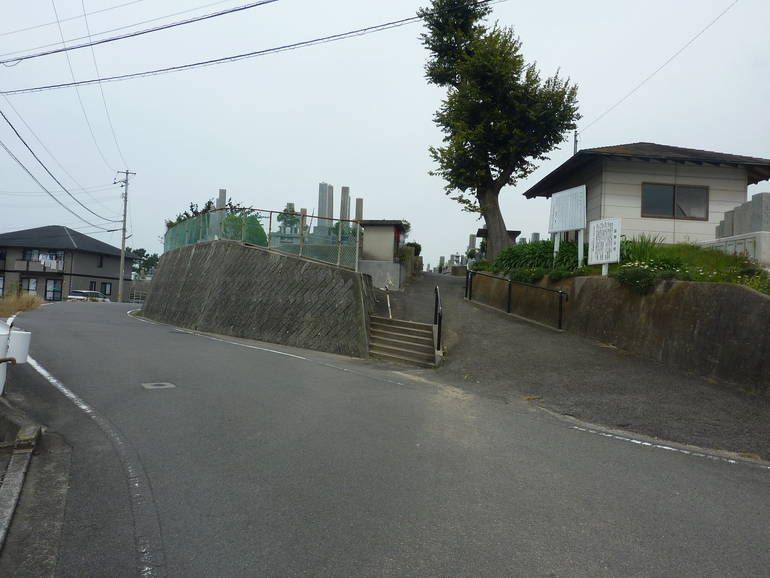 松山市営 垣生墓地