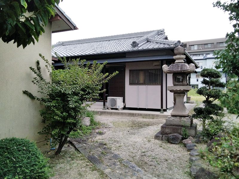圓成寺墓地