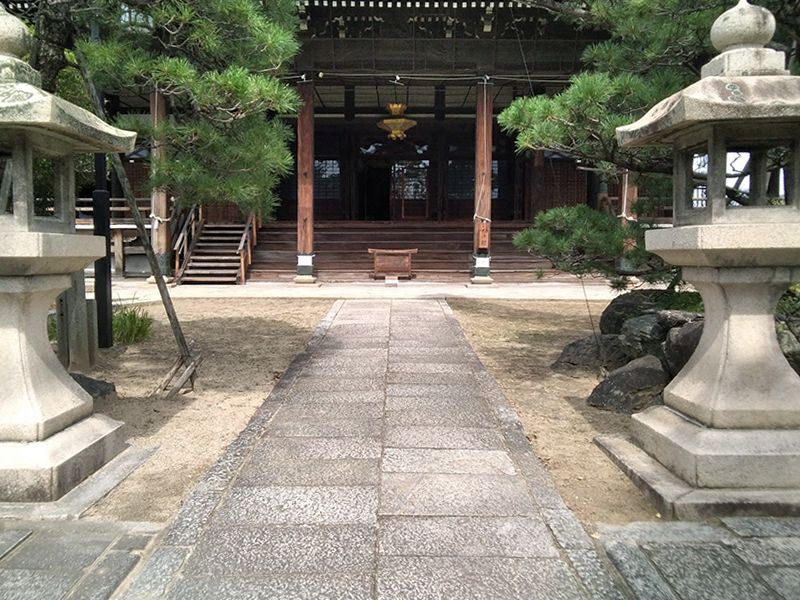 本照寺墓地