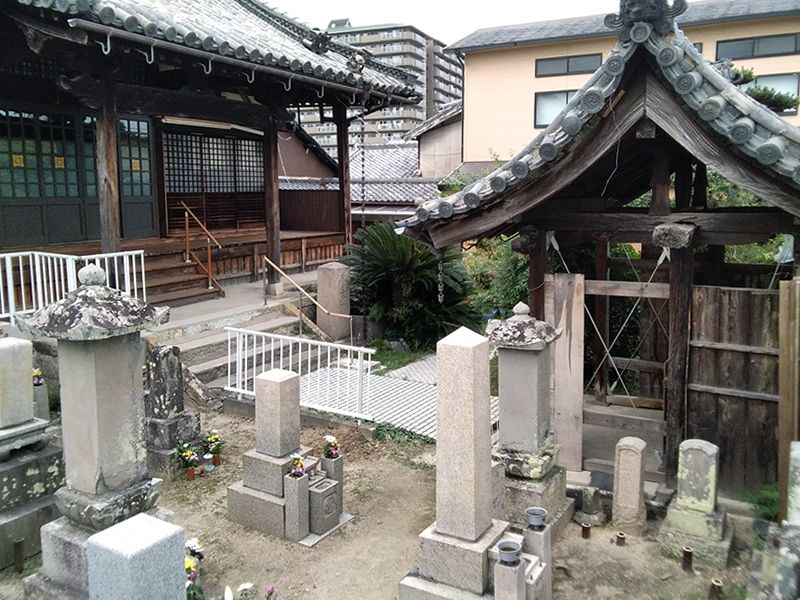 寂光山源覚寺涅槃廟