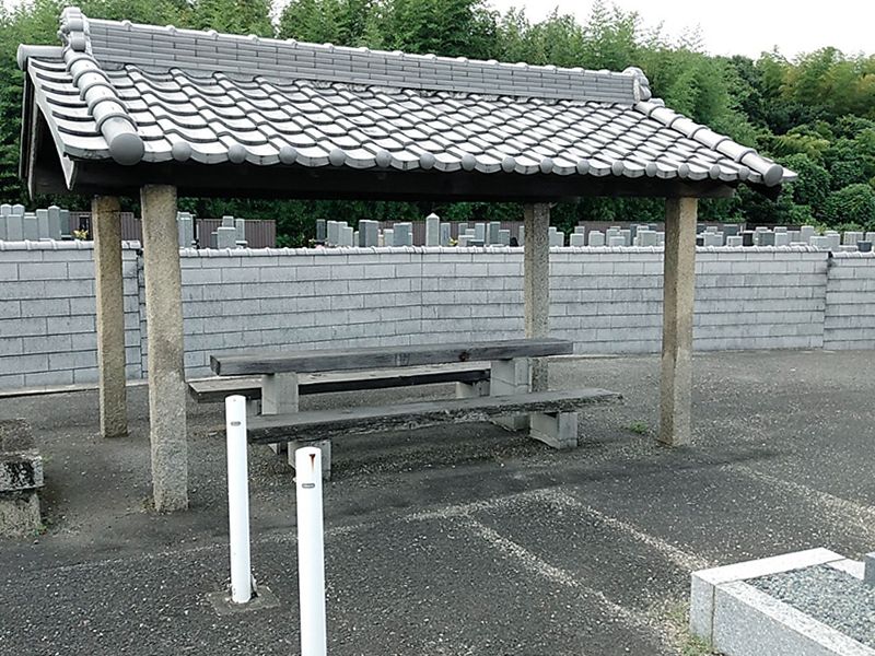 枚方市春日霊園