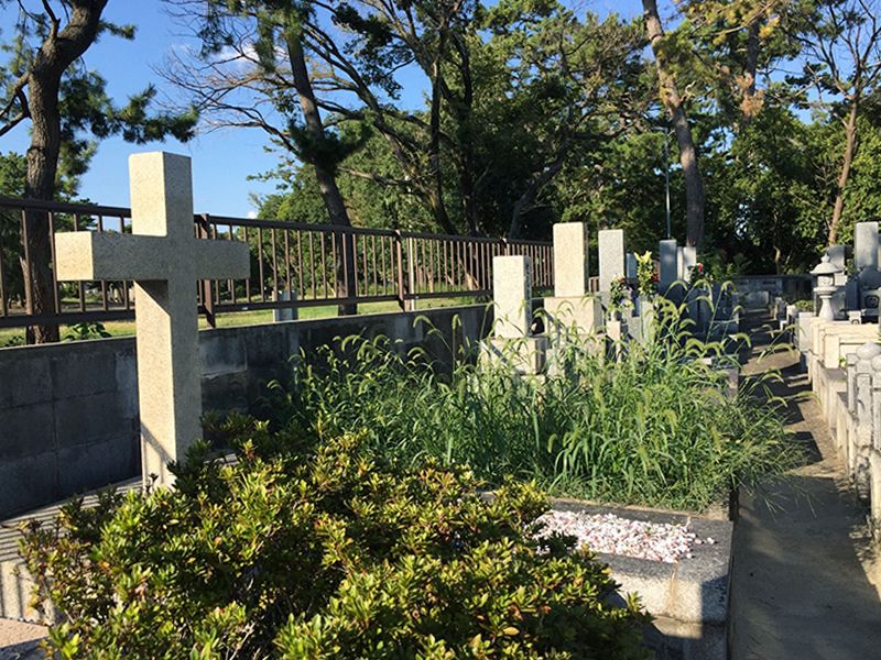 小曽根共同墓地