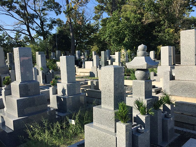 小曽根共同墓地