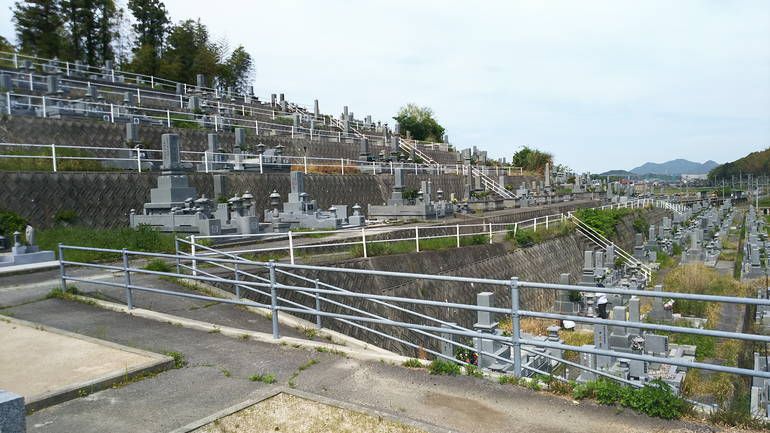 今治市営 樋口墓地