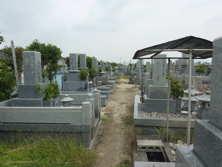 松山市営 垣生墓地