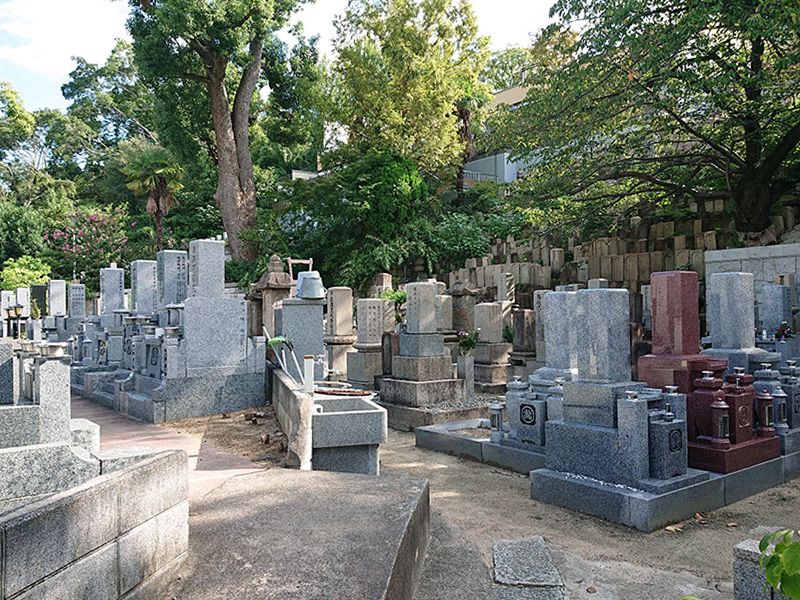 源聖寺墓地