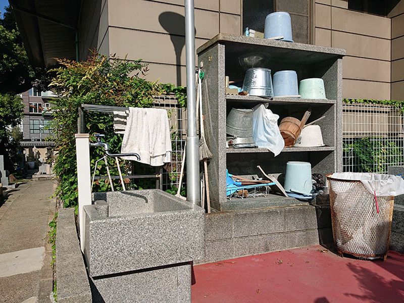源聖寺墓地