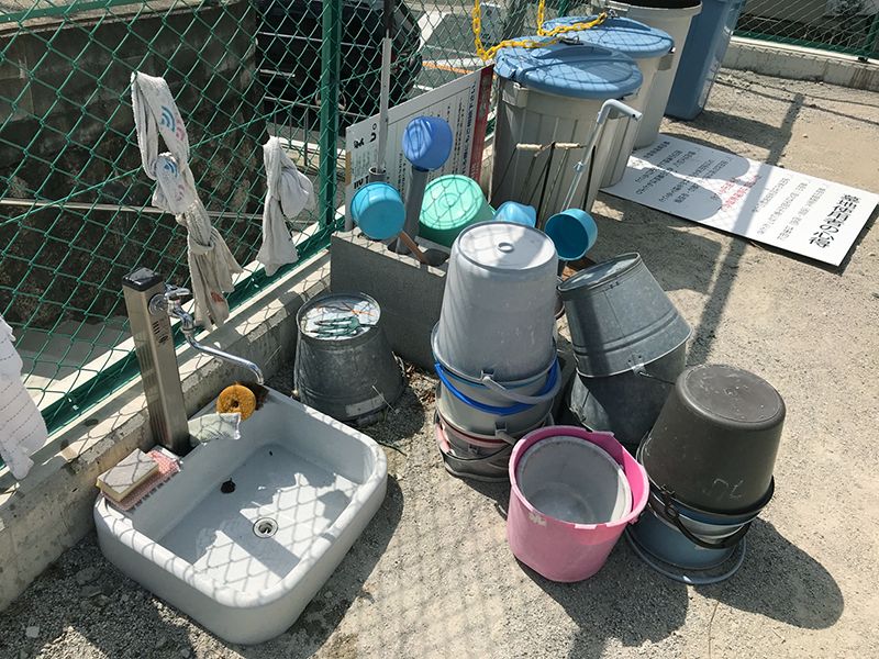 岡上の町墓地