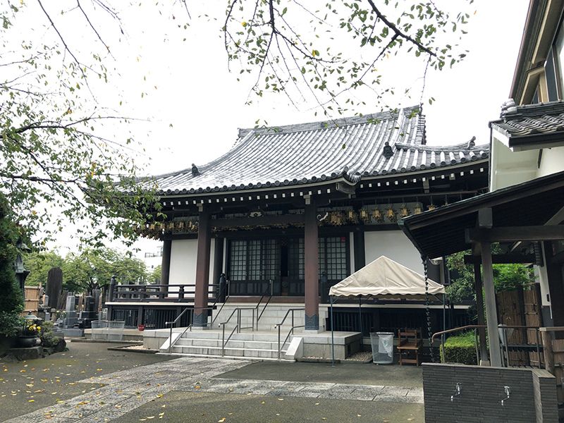 実相院墓苑