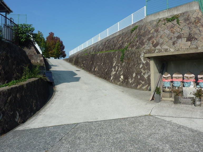 松山市営 大明神墓地