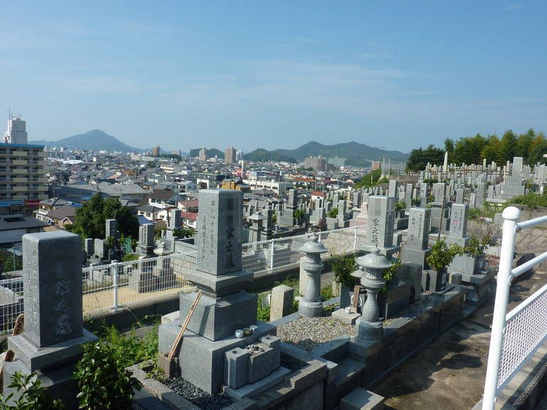 松山市営 大明神墓地