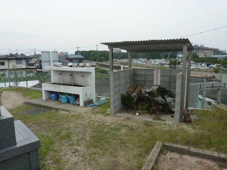 松山市営 垣生墓地