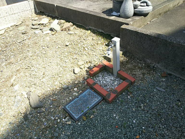 四国中央市営 岡屋敷墓地