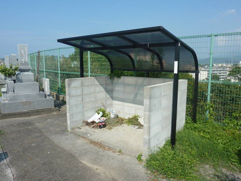 松山市営 大明神墓地