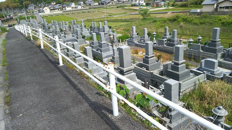 今治市営 樋口墓地