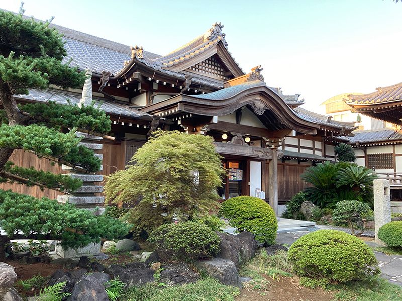泉福寺墓苑
