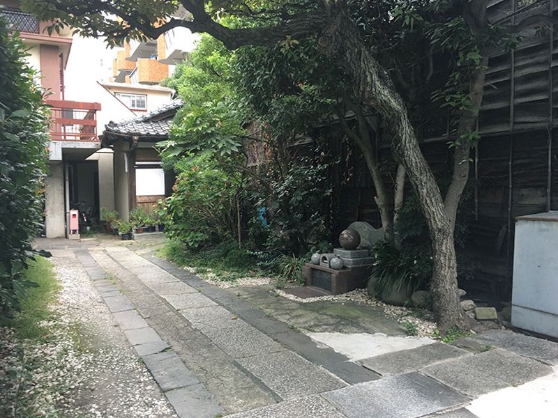 東上野霊苑