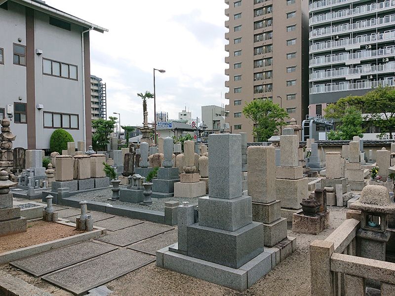 鳳林寺境内墓地