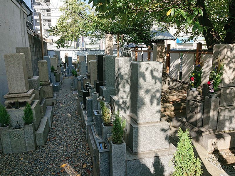 光傅寺（光伝寺） 境内墓地