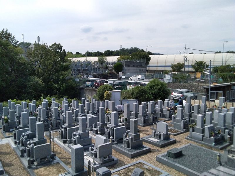 郡家御坊山墓地