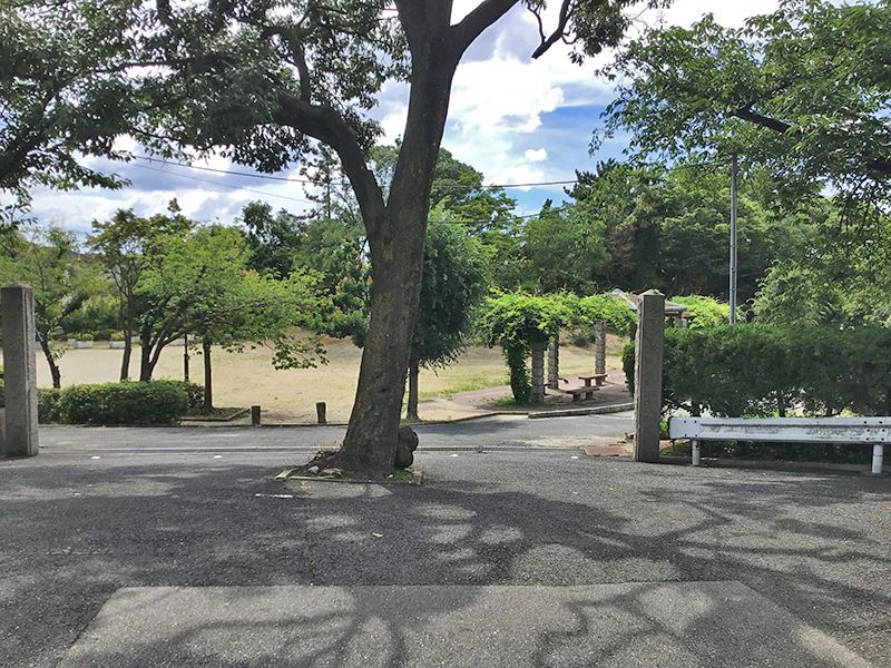 本厳寺霊苑