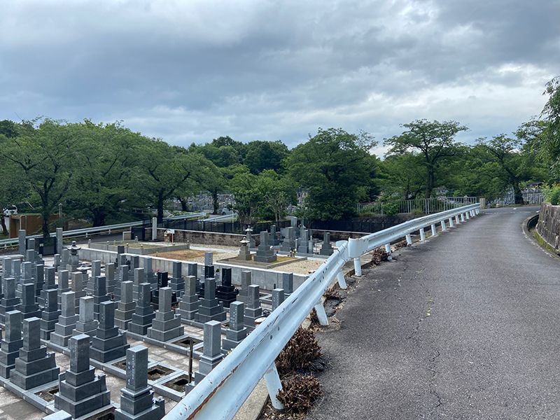 平和公園 聚福院墓地